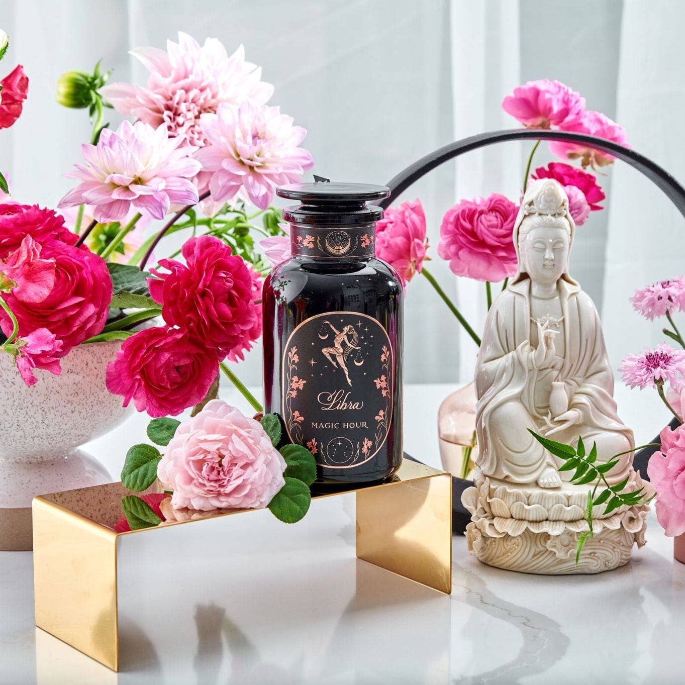 Libra - Shatavari-Cardamom-Rose White Love Cake Tea